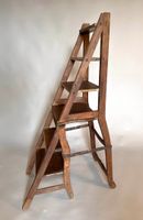 Chaise formant escabeau dépliable en bois et articulation mé… (photo 5)