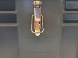 an image of a cooler with a handle on it
