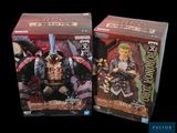 deux figurines « One Piece » et une pièce « One Piece » de la même figurine