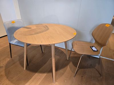 Table "Bornholm" (plateau et pieds), Siège "Florence", Chais…