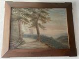 peinture à l'huile encadrée représentant une route de campagne bordée d'arbres et d'une clôture