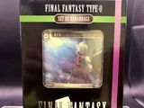 une boîte contenant les 10 meilleures cartes de Final Fantasy, exposées