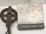 a metal object that is sitting on a table