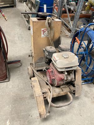 a machine that is sitting in the middle of a room