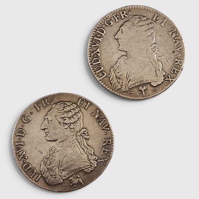 deux pièces d'argent, dont l'une représente un buste et l'autre un buste