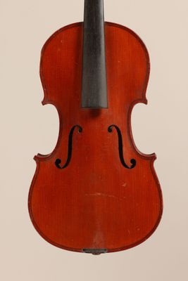 Violon 3/4 ; portant étiquette Lutherie Artistique M.
