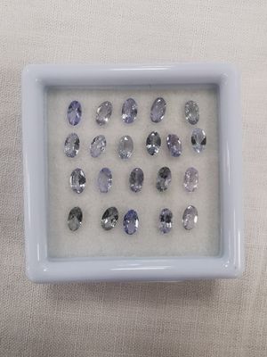 TANZANITE violet blue IF à VVS Nbr 21 Tanzanie ovale 5 x 3 4…