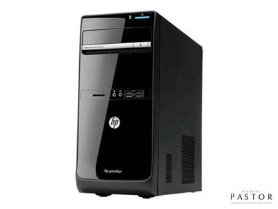 L'ordinateur de bureau HP est posé sur une surface blanche.