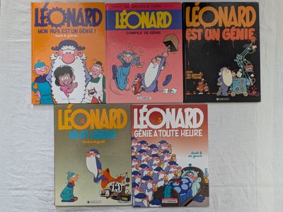 plusieurs livres pour enfants sont alignés sur une surface blanche