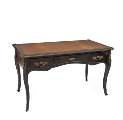 une image représentant un bureau avec deux tiroirs et un plateau en bois