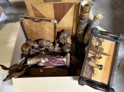 Lot de bibelots divers comprenant plateaux, statuettes, boît… - Photo 1