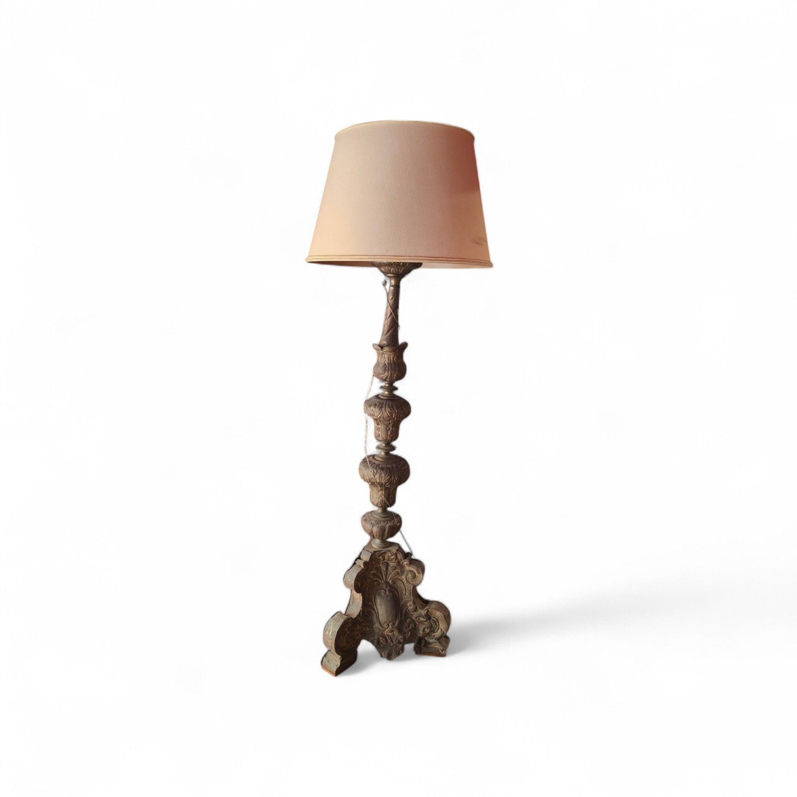 Objets d'art & Curiosités