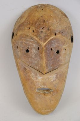Masque Nyanga,RDC, en bois sculpté.