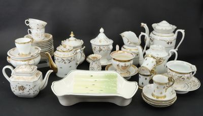 a picture of a collection of porcelain dishes and cups