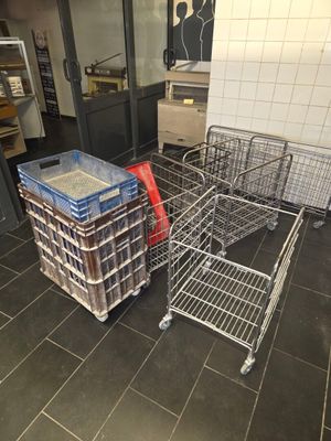 a cart that is sitting in the middle of the floor