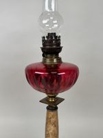 Grande lampe à pétrole en marbre et bronze, le réservoir en … (photo 6)