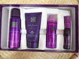 the ritual gift set includes a body lotion, body lotion, and body lotion