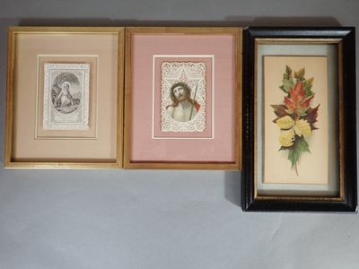 Lot de 3 œuvres encadrées comprenant : deux canivets "Ecce H…