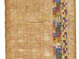 gros plan d'un morceau de tissu sur lequel est dessiné un motif
