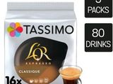 Sachets de café expresso Tassino accompagnés d'une tasse d'expresso