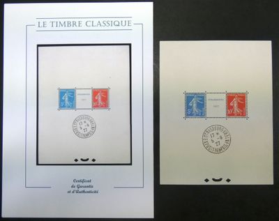deux timbres différents sur un fond noir représentant une horloge