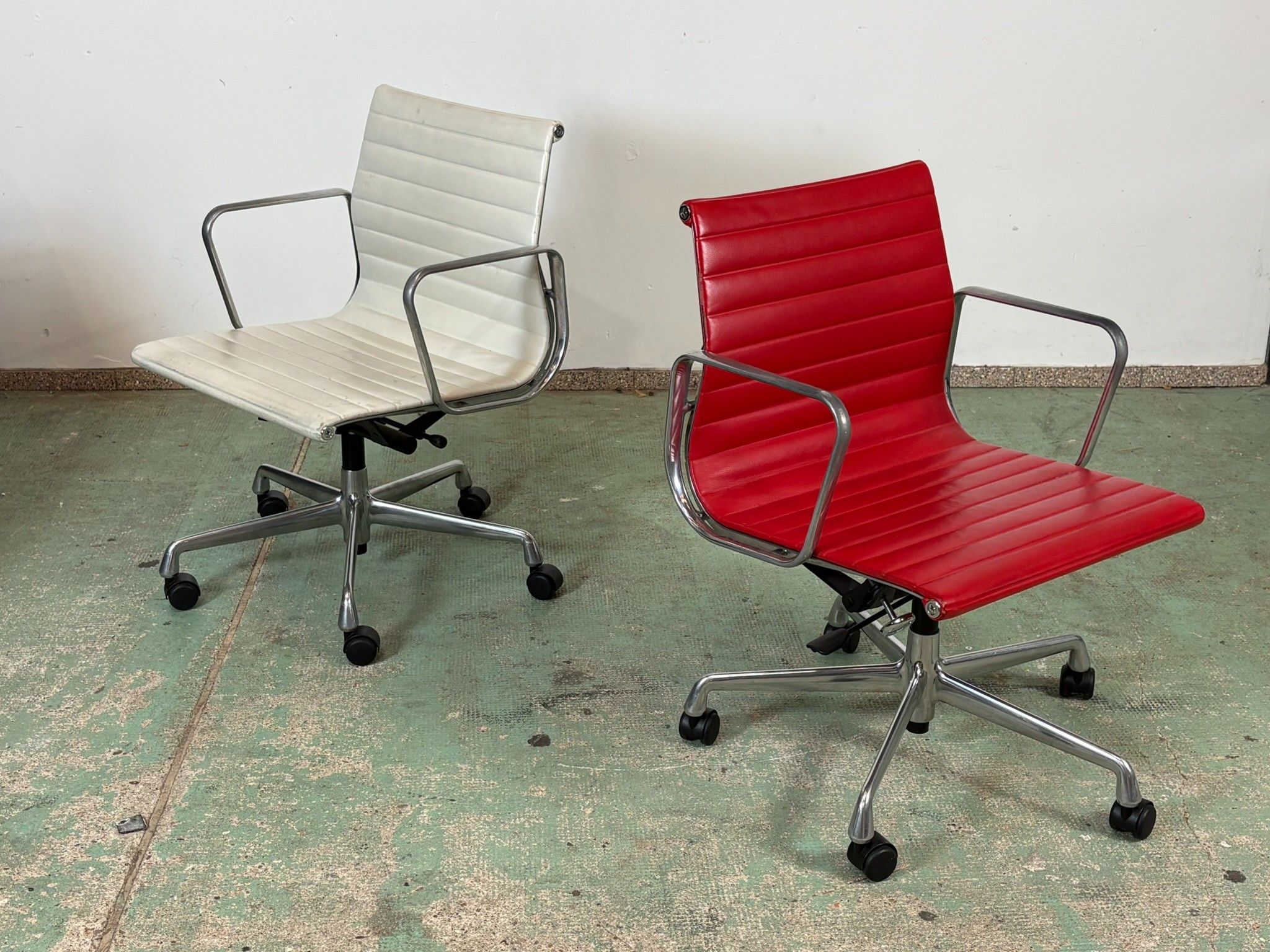 CHARLES & RAY EAMES pour VITRA,