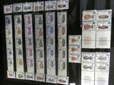 une photo d'une vitrine présentant des timbres sur lesquels figurent des insectes