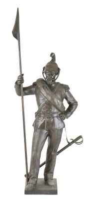 statue en bronze représentant un homme muni d'une lance et d'un bouclier, sur fond blanc