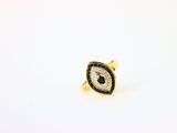 une bague en or ornée d'un « œil maléfique » en noir et blanc