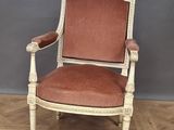an image of a chair with a red upholstered upholstered seat