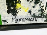 une image d'un tableau sur le mur d'un bâtiment