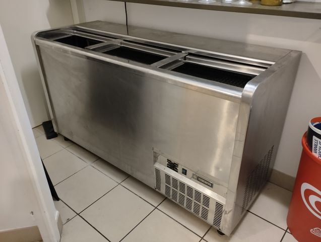 Desserte réfrigérée inox TECNICONTROL ouvrant à trois coulissant ...