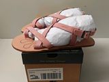 brand new women ' s clark sandals in pink size 7 5