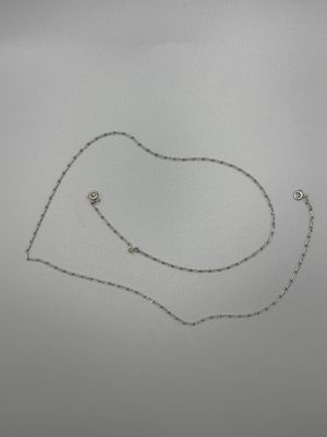 dessin représentant un cœur avec une chaîne sur fond blanc