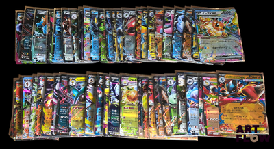 plusieurs types de cartes pokemon sur la table