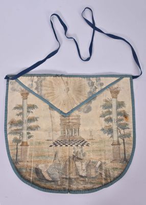 a picture of a bag with a picture of a castle on it