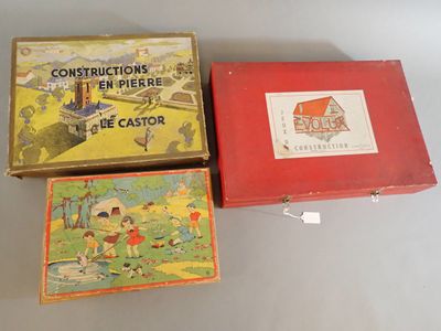 Lot de trois jeux de société comprenant : -Un jeu de puzzle …