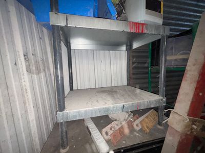 Etagère métallique noire deux niveaux