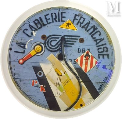 une horloge sur laquelle est représenté un avion
