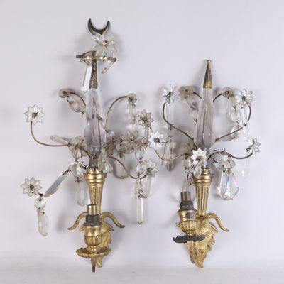 paire d'appliques murales anciennes en laiton et cristal