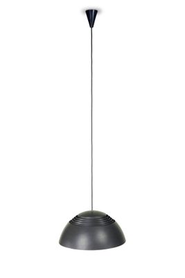 an image of a black and white lamp on a white background