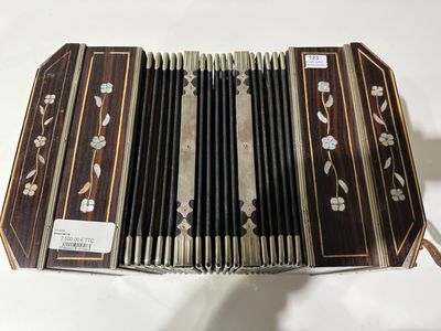 Bandonéon d'occasion ALFRED ARNOLD CARLSFELD.