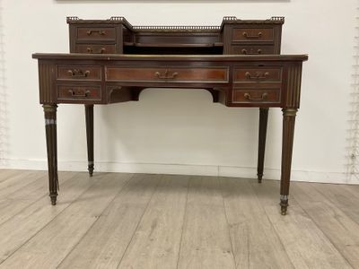 Bureau à gradins en bois de placage style Louis XVI, plateau…