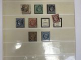 une photo d'une photo d'une collection de timbres