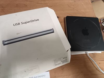 Lecteur DVD-CD externe APPLE Usb SuperDrive. - Photo 1