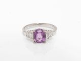 une bague en saphir rose et diamant