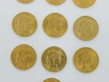 une collection de pièces d'or comprenant des souverains, des souverains, des souverains, des souverains, des souverains, des souverains, des souverains, des souverains, des souverains, des souverains, des souverains, des souverains, des souverains, des souverains, des souverains, des souverains, des souverains, des souverains, des souverains, des souverains, des souverains, des souverains, des souverains, des souverains, des souverains, des souverains, des souverains, des souverains, des souverains, des souverains, des souverains, des souverains, des souverains, des souverains, des souverains, des souverains, des souverains, des souverains, des souverains, des souverains, des souverains, des souverains, des souverains
