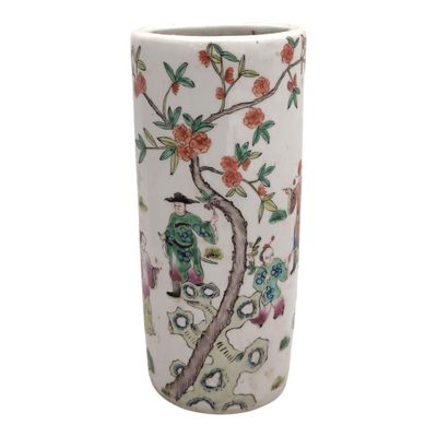 CHINE Vase rouleau en porcelaine à décor polychrome de perso…