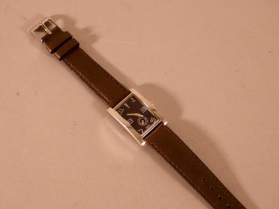 a watch that is sitting on a table