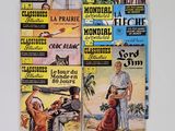 beaucoup de magazines accrochés au mur